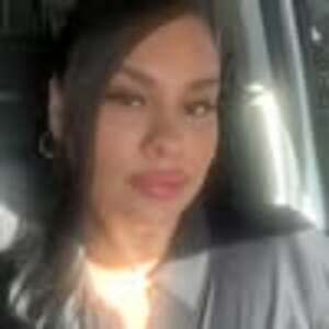 Meet your Posher, Emelin